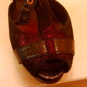 Charles David shoes size 7B